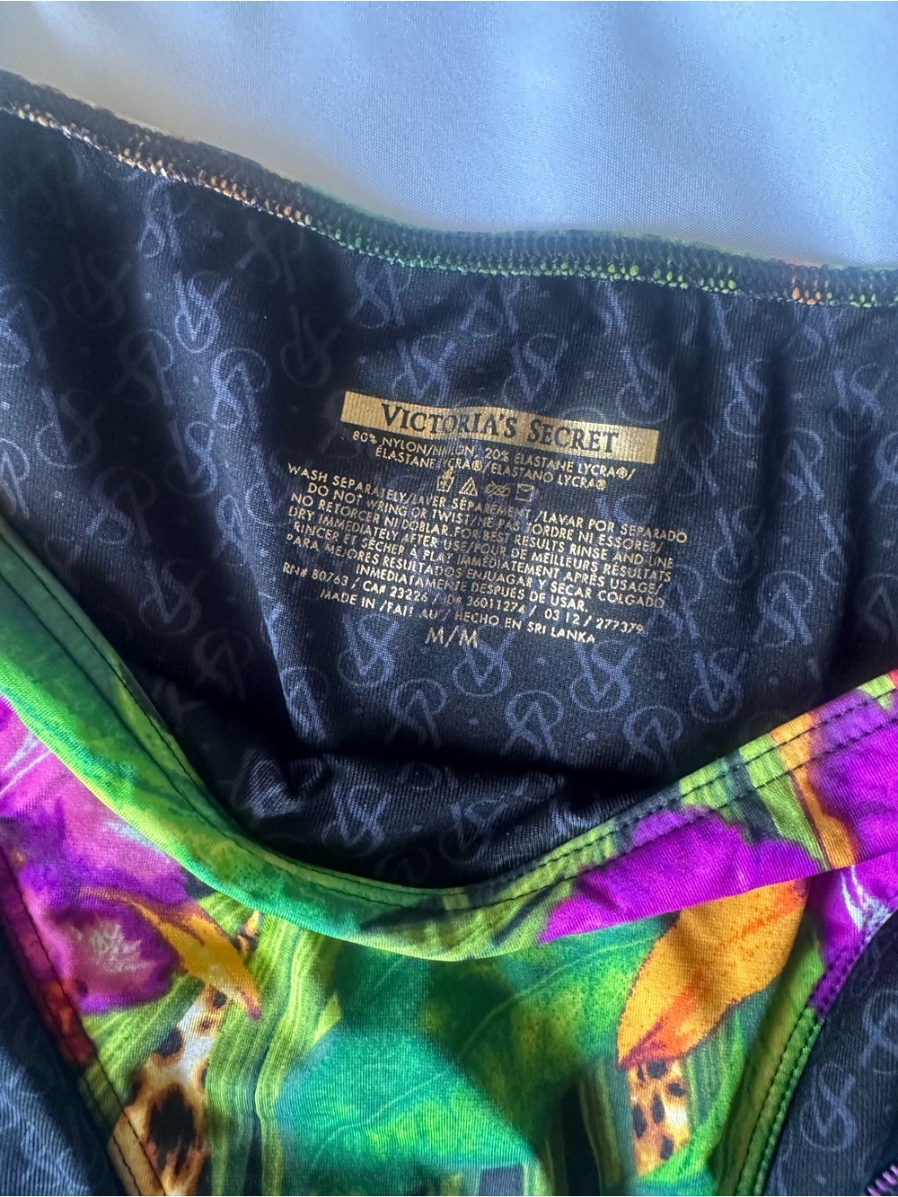 Victoria's Secret Bomshell Tropical Floral Bikini - Picture 4 of 8